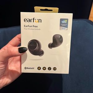 Ear Fun free true wireless earbuds NIB